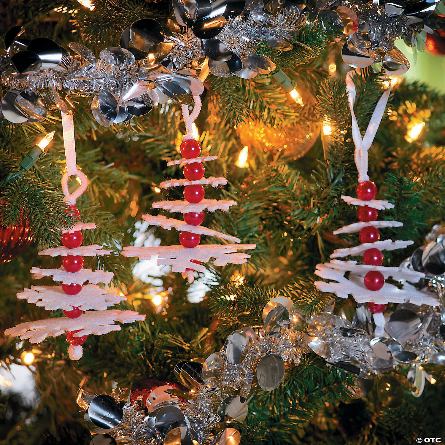 Wholesale โญ Layered Snowflake ๐
Christmas Ornament Craft Kit - Makes 6 ๐ - Image 3